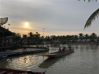 冬游泰國之曼谷芭堤雅行程推薦 冬游泰國之曼谷芭堤雅行程推薦:在明媚動(dòng)人的冬日陽光照耀下,“天使之都”曼谷與有著”東方威尼斯”之稱的海濱小城芭堤雅的風(fēng)姿卓越魅力難擋,陶醉在這無邊的美景中無意離去。