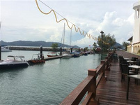 馬來西亞旅游的一些心得體會？ 有許多初次來到馬來西亞的游客對這個國家很不熟悉，相關(guān)的注意事項也不是很清楚，下面小編就為大家總結(jié)一下馬來西亞旅游的一些經(jīng)驗與心得體會。