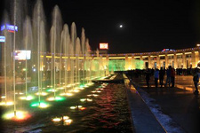 全運會開幕山東成旅游熱點 萬眾矚目的第十一屆全運會開幕式將于今天（16日）20點在濟南奧體中心舉行。因為全運會，濟南市城市面貌煥然一新，全運......