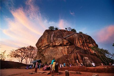 春節假期中國公民赴斯里蘭卡旅游溫馨提示 2020鼠年春節假期臨近，中國駐斯里蘭卡大使館預祝旅斯同胞新春快樂、闔家幸福！為確保各位在斯旅行平安、愉快，溫馨提示如下：