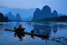 2020KAILAS陽朔攀巖節(jié)介紹 備受巖友關(guān)注的“2020KAILAS陽朔攀巖節(jié)”將于2020年10月25-27日在陽朔正式吹響號(hào)角。9月,陽朔攀巖節(jié)組委會(huì)發(fā)布