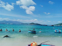 春節假期游越南，“九個注意”要記全 豕去鼠來辭舊歲，昂首闊步迎新年。中國駐越南大使館恭祝旅越中國公民新春快樂，闔家幸福！為平安、順利出行，請您赴越南旅游注意：