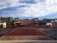 頤和園“佛頭脫落”,管理處回應三個月可修復 近日,多家知名網站陸續發布一條新聞,稱“北京頤和園佛香閣部分佛頭被‘斬首’”。針對網上的這條傳言,頤和園管理處29日回應稱,佛頭脫落的原因是佛頭與佛龕冷熱膨脹不均,三個月內可完全修復。