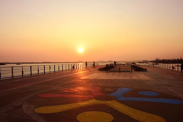 世紀凱歌號遊輪陽光甲板