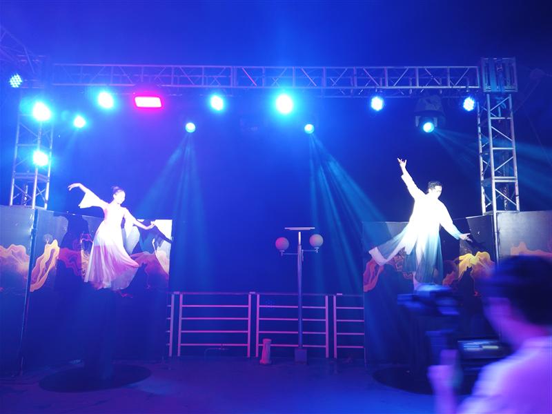 黄金游轮 产品 黄金之夜 黄6 演出