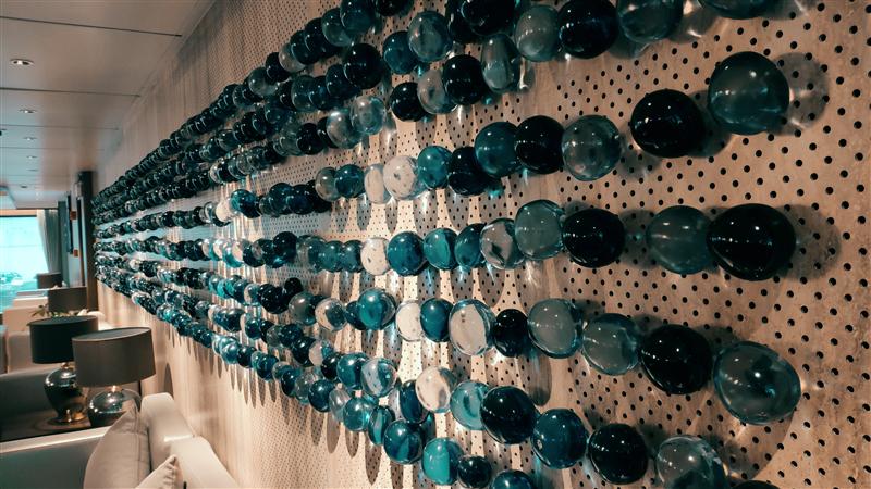 Century Glory Cruise Bar