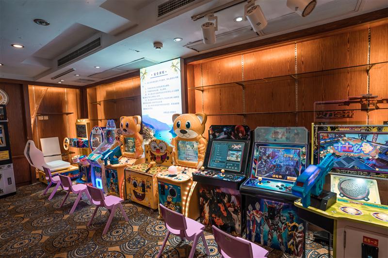 黃金8號 遊戲室