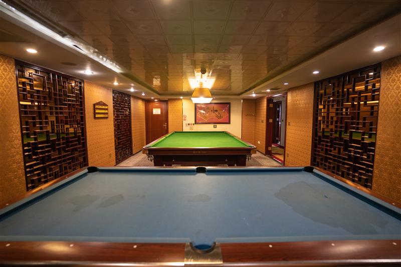 Three Gorges Cruise Golden No. 6 Billiards Room