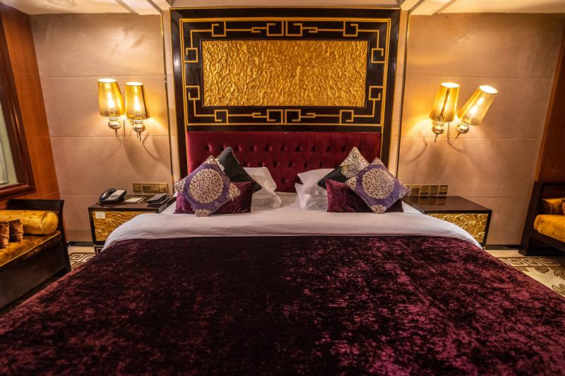 Master bedroom of Presidential Suite No. 6 on the Three Gorges Cruise Ship