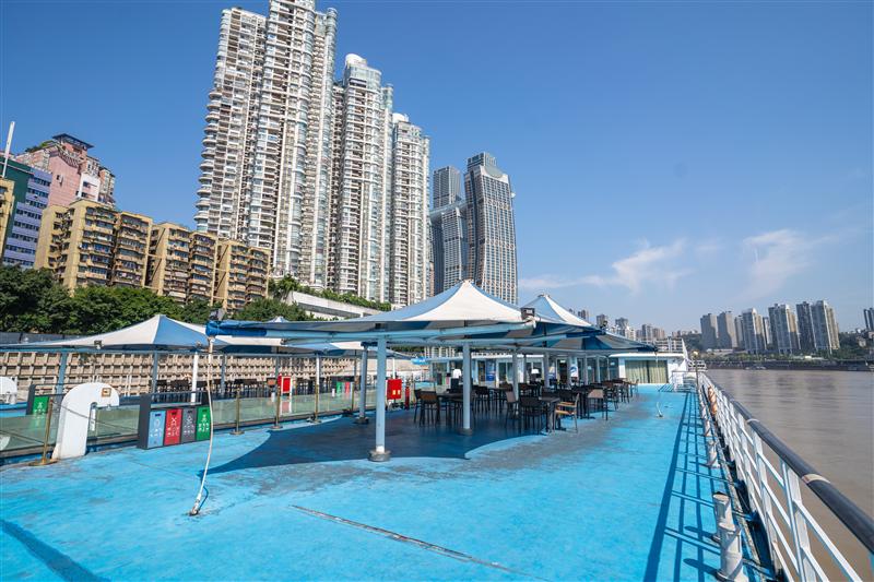 Three Gorges Cruise Golden 6 Sundeck