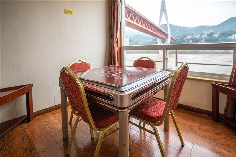 华夏神女2号棋牌室