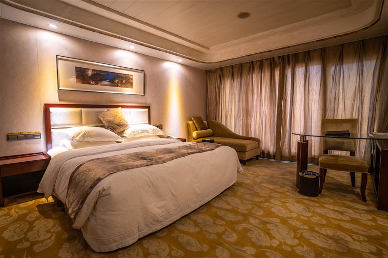 華夏神女2號行政大床房