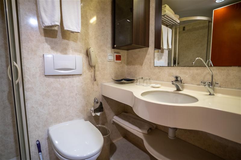 Interstellar Crystal Deluxe Standard Room