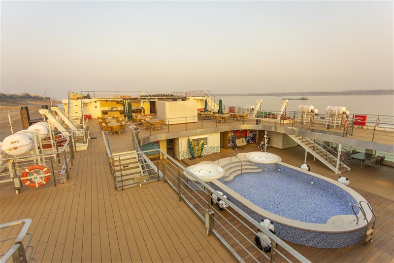 Three Gorges Cruise Ship Changjiang 3