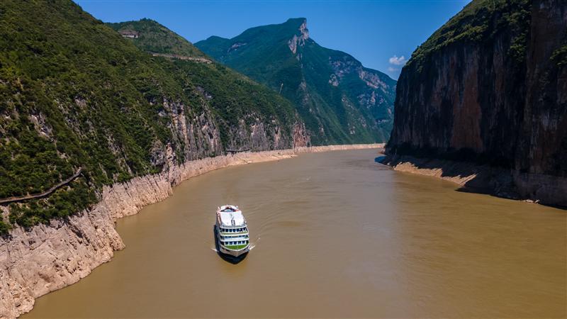 中国 三峡 奉节 夔门 瞿塘峡 长江壹号