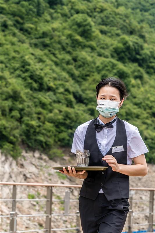 世纪凯歌顶层甲板