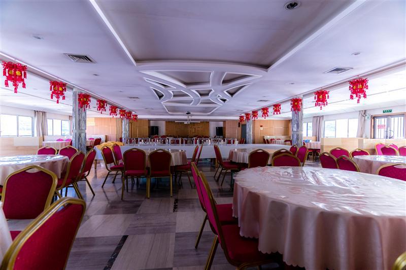 新高湖游轮餐厅