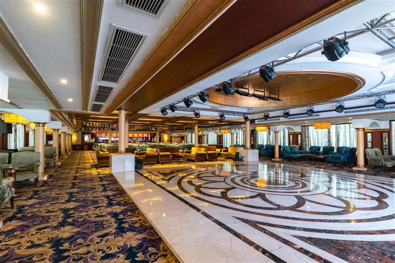 长江黄金1号多功能厅