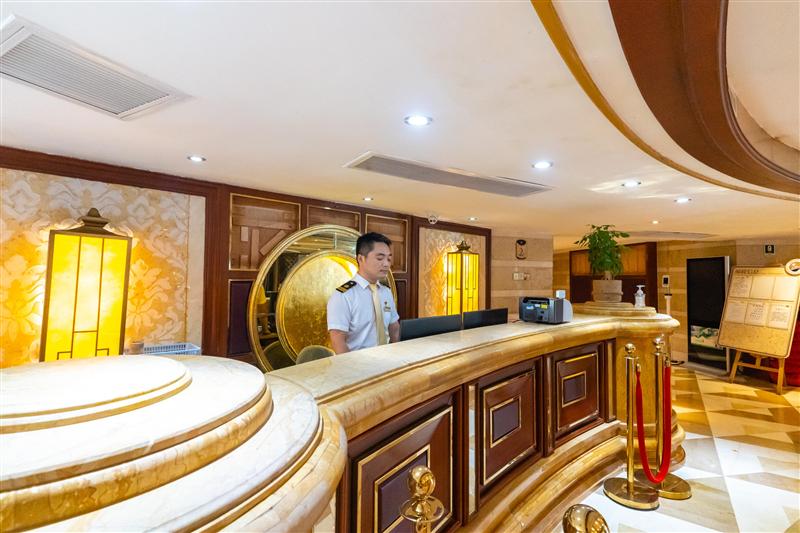 黃金1號遊輪前臺