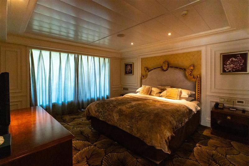 长江黄金1号行政套房