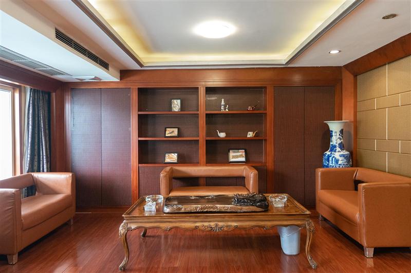 Changjiang No.2 Cigar Bar