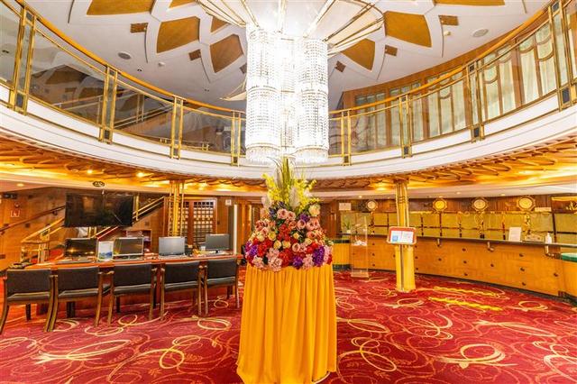 長江傳說號遊輪大堂