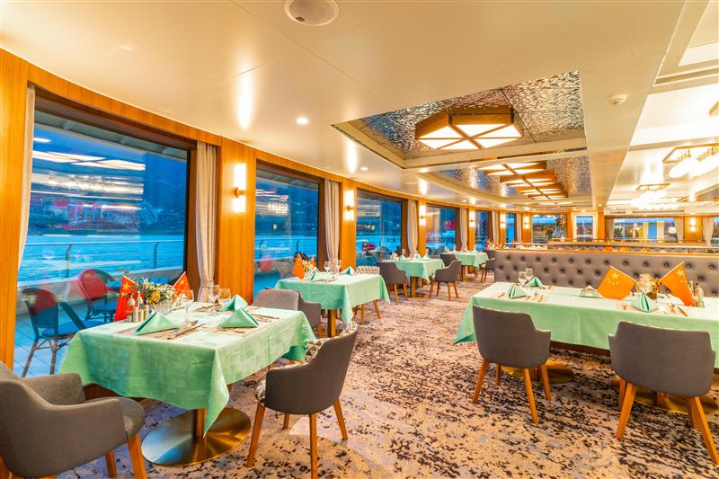 长江叁号时光餐吧