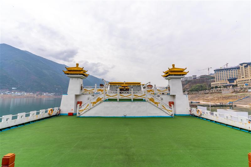 The Royal Three Kingdoms