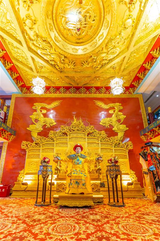 皇家盛世大堂龍椅