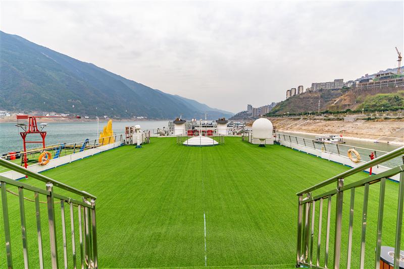 皇家星光顶层甲板