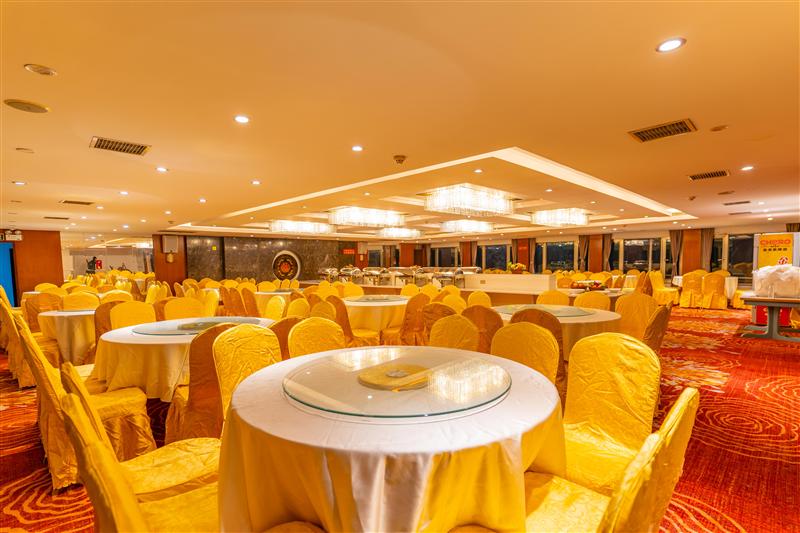 Royal Starlight Restaurant