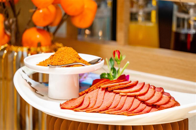 三峽長江叁號春節航次自助餐廳