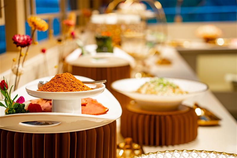 Three Gorges Yangtze River No. 3 Self service Restaurant