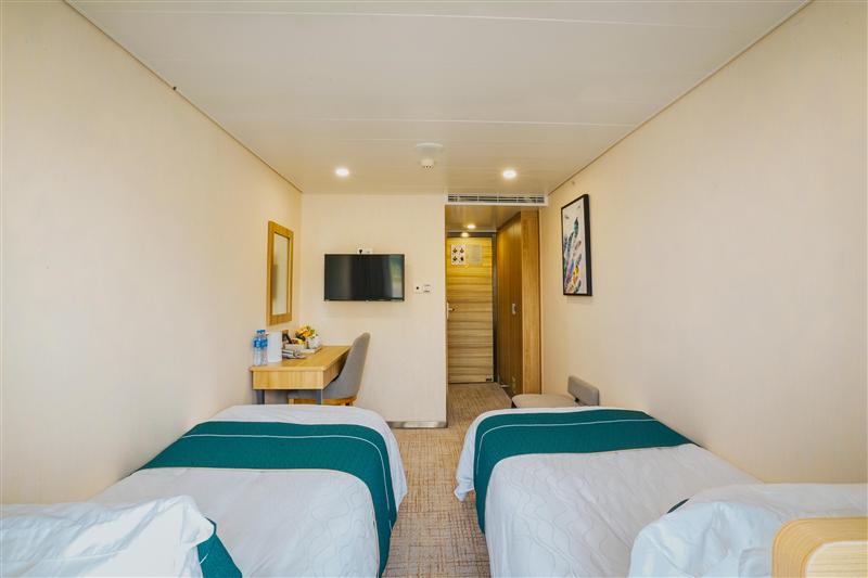 长江壹号阳台标准间