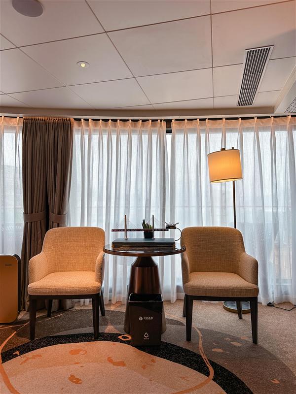 Century Oasis Presidential Suite