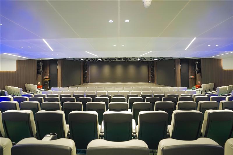 世纪绿洲电影院