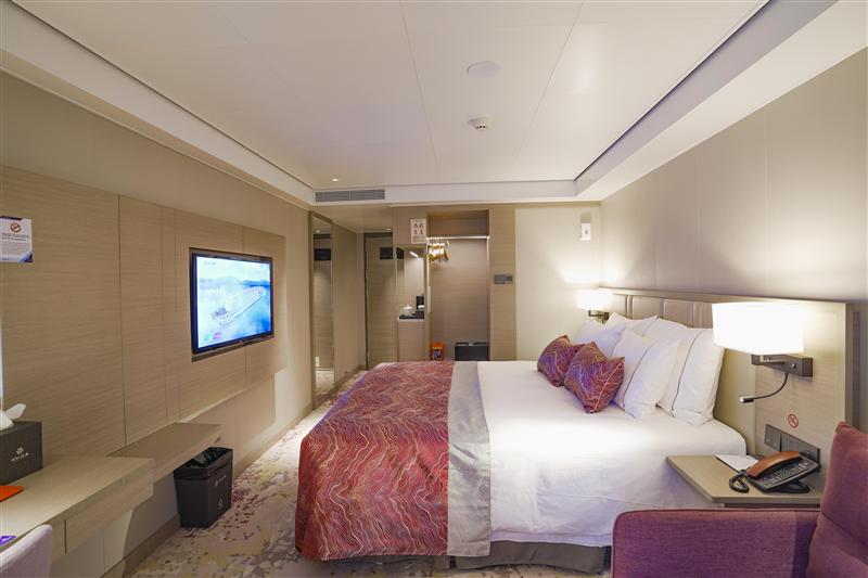 世纪绿洲阳台大床房