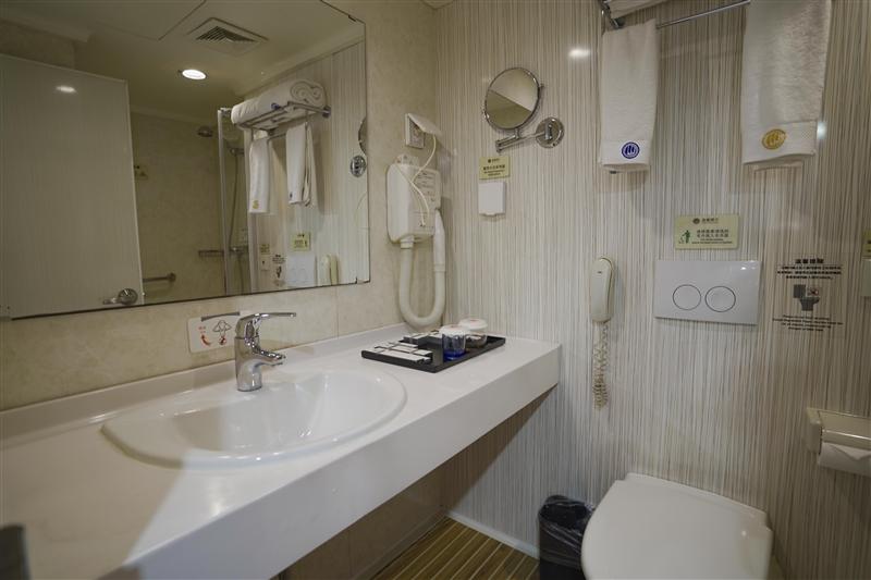 总统八号阳台标准间