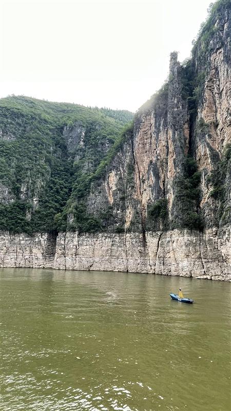 三峡游轮三峡风景小三峡龙门峡风景