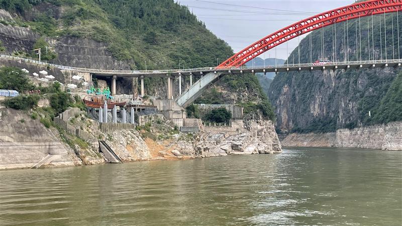 三峡游轮三峡风景