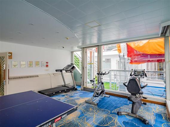 長江傳說號遊輪健身房