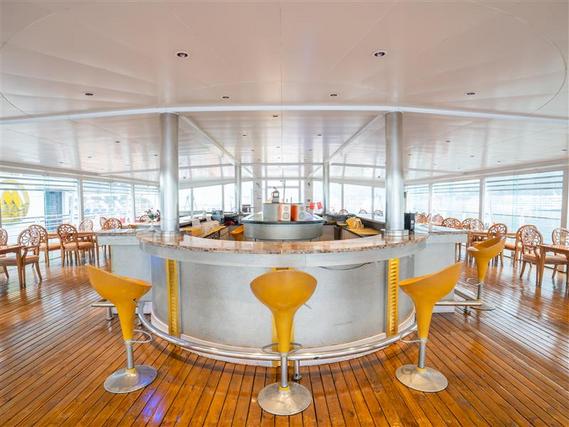 長江傳說號遊輪6樓陽光吧