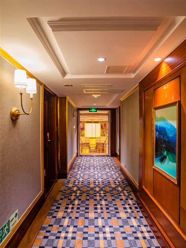 长江奇迹行政房间走廊