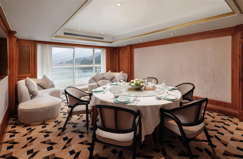 三峡长江奇迹包房