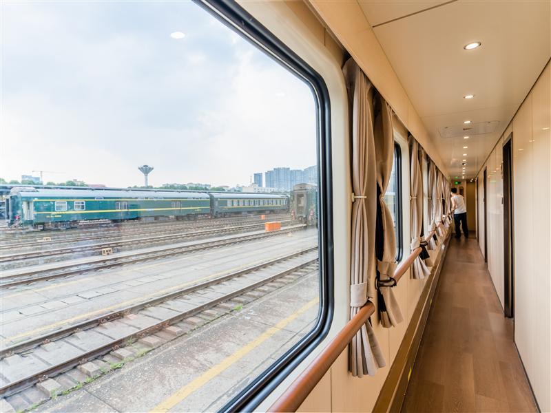 熊猫雅居 豪华四人间环境1