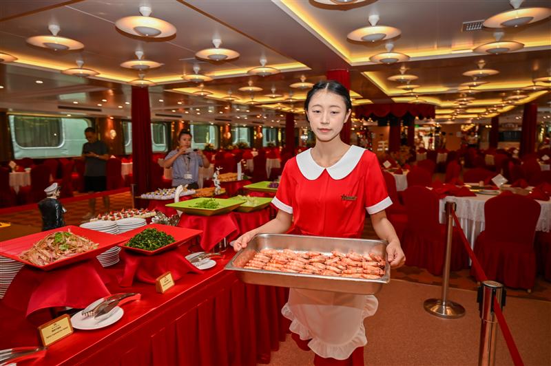 三峡长江记忆公区设施客人互动