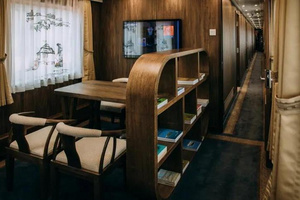 呼伦贝尔号 列车图片 公共区域 阅读区 呼伦贝尔号