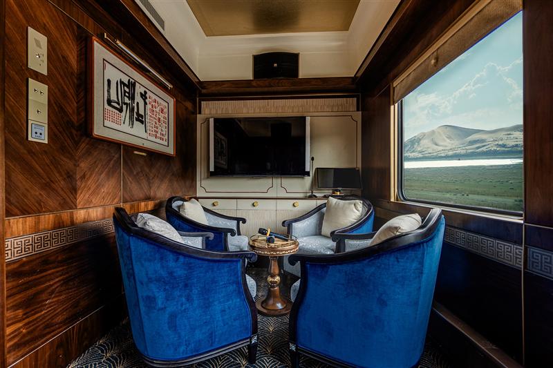 丝路梦享号列车内公共空间