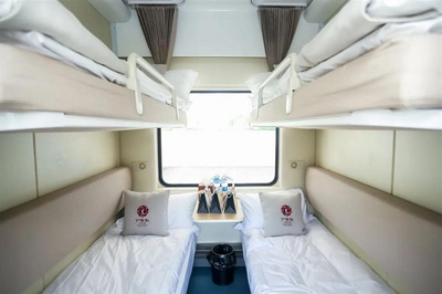 潇湘号沅湘阁四人间图片