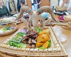 星光澜湄号 星光号资料 新疆景区素材照片 阿勒泰 布尔津非遗体验 冷水鱼宴